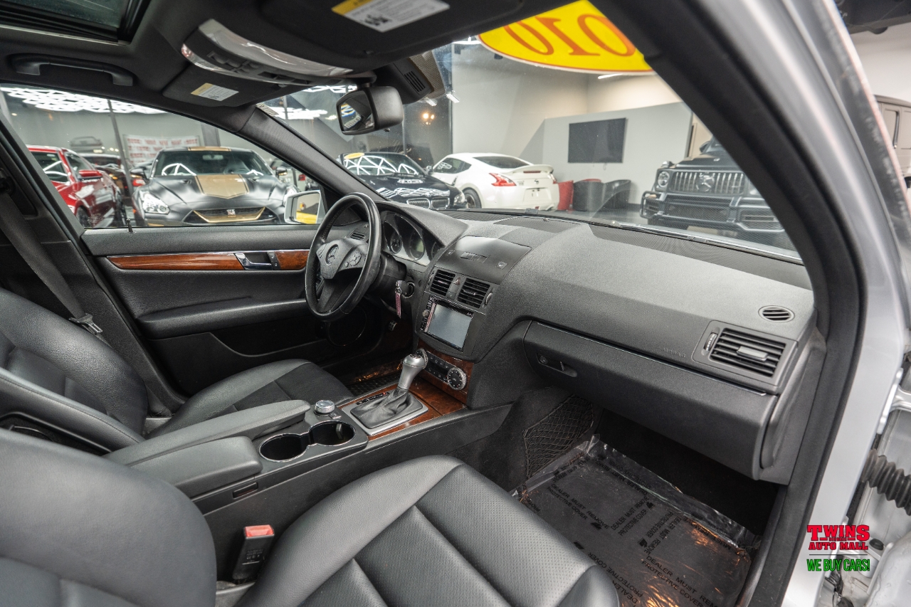 Mercedes-Benz C-Class C300 4MATIC Sport Sedan 2010