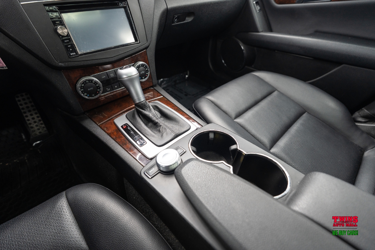 Mercedes-Benz C-Class C300 4MATIC Sport Sedan 2010