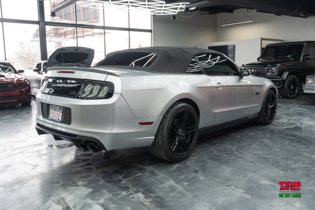 Ford Mustang GT convertible 2011