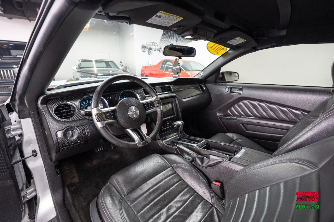 Ford Mustang GT convertible 2011