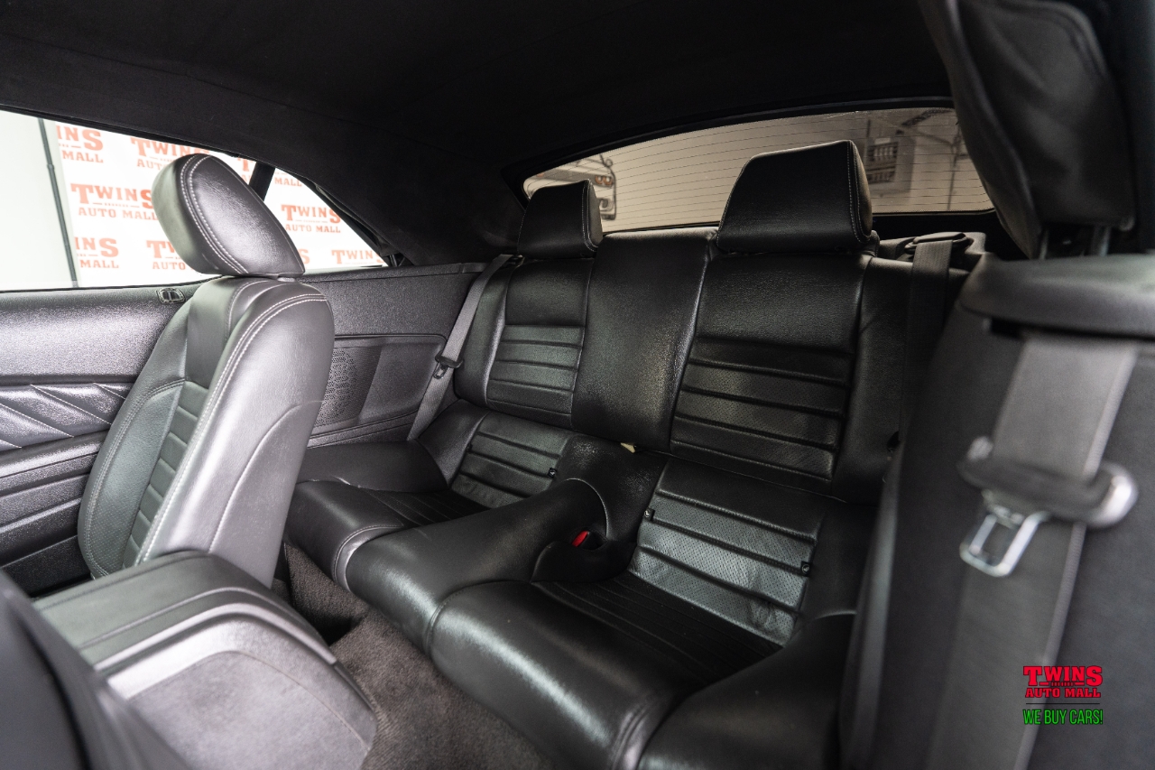 Ford Mustang GT convertible 2011