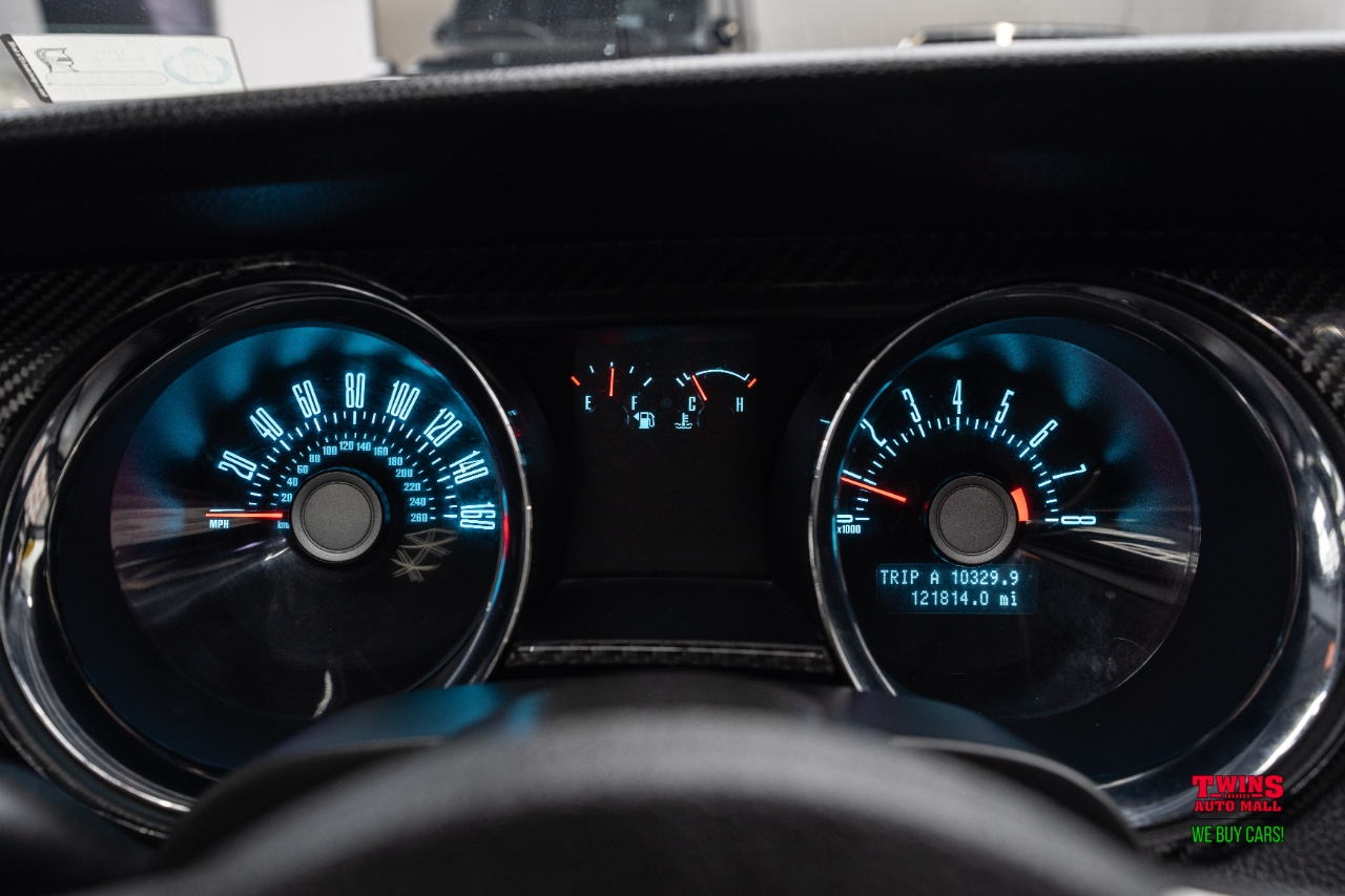 Ford Mustang GT convertible 2011