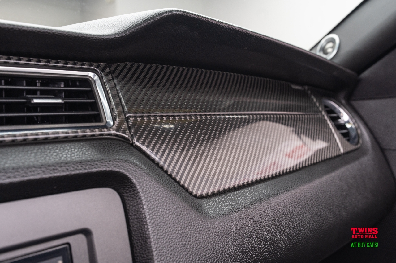 Ford Mustang GT convertible 2011