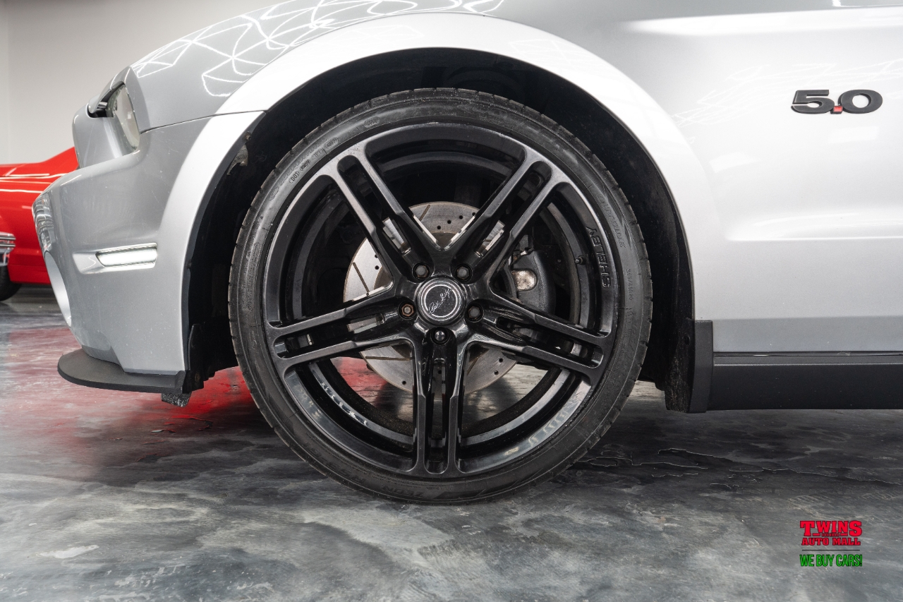 Ford Mustang GT convertible 2011