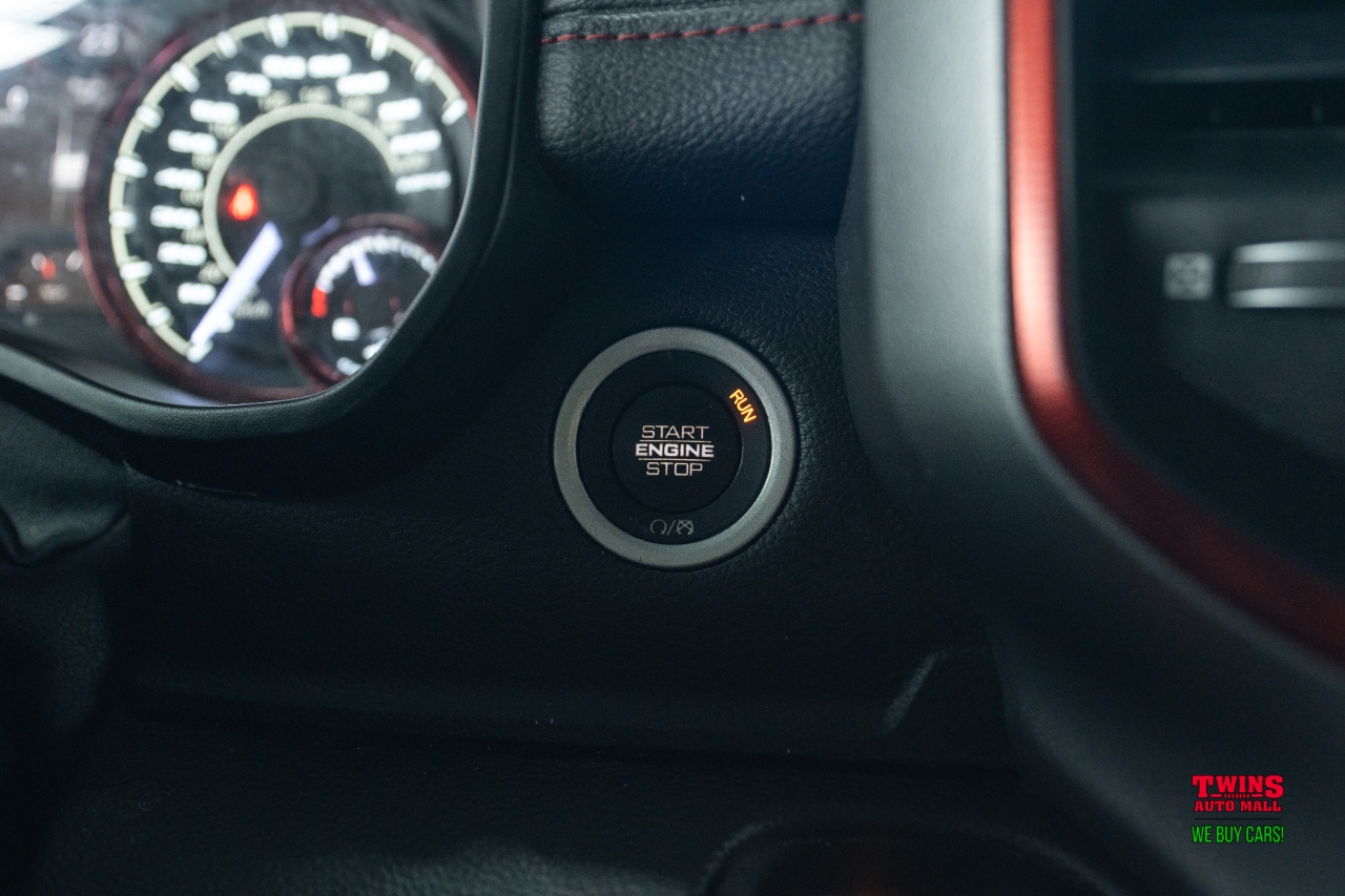 RAM 1500 Rebel Crew Cab SB 4WD 2019