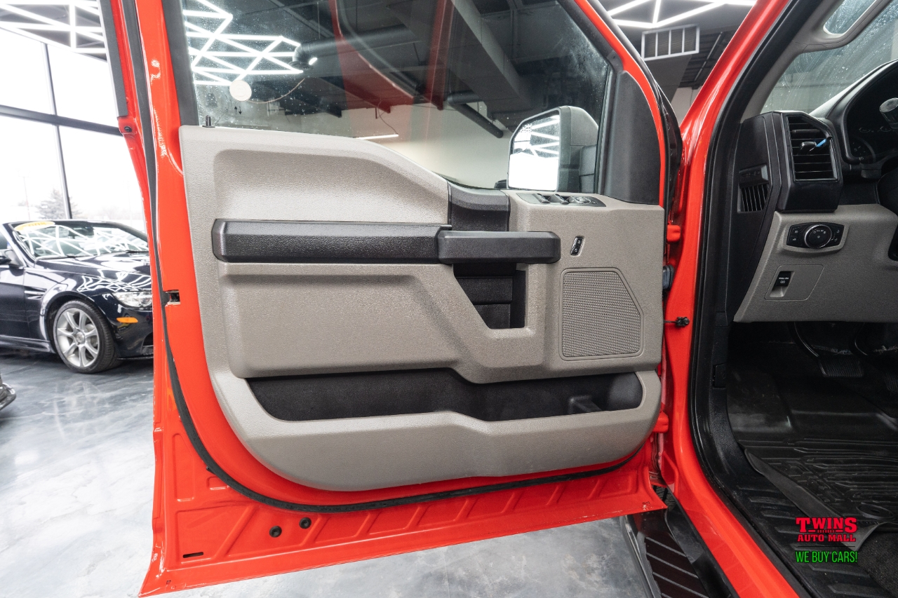 Ford F-150 XL SuperCrew 5.5-ft. Bed 4WD 2019