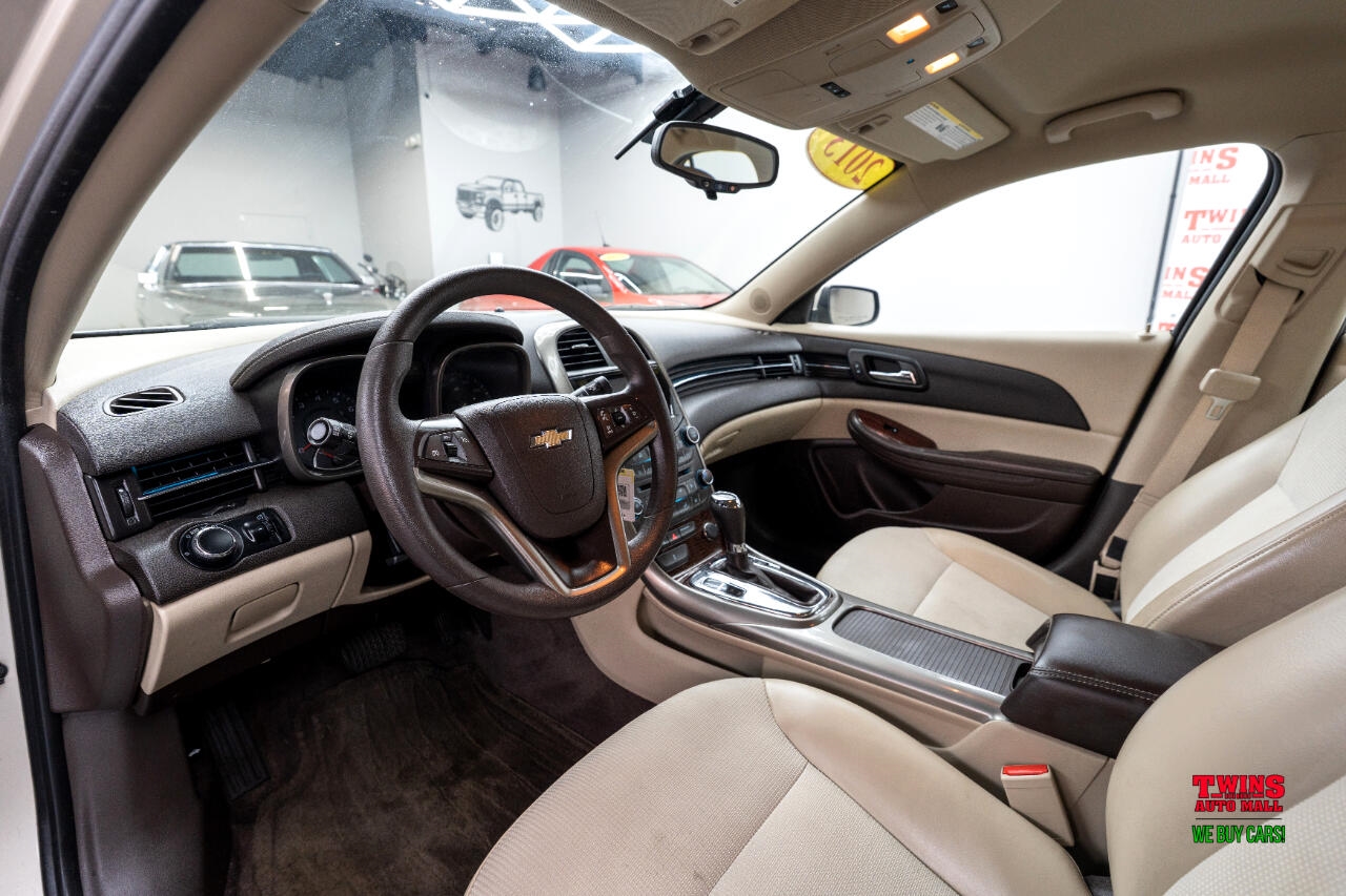 Chevrolet Malibu 1LT 2013