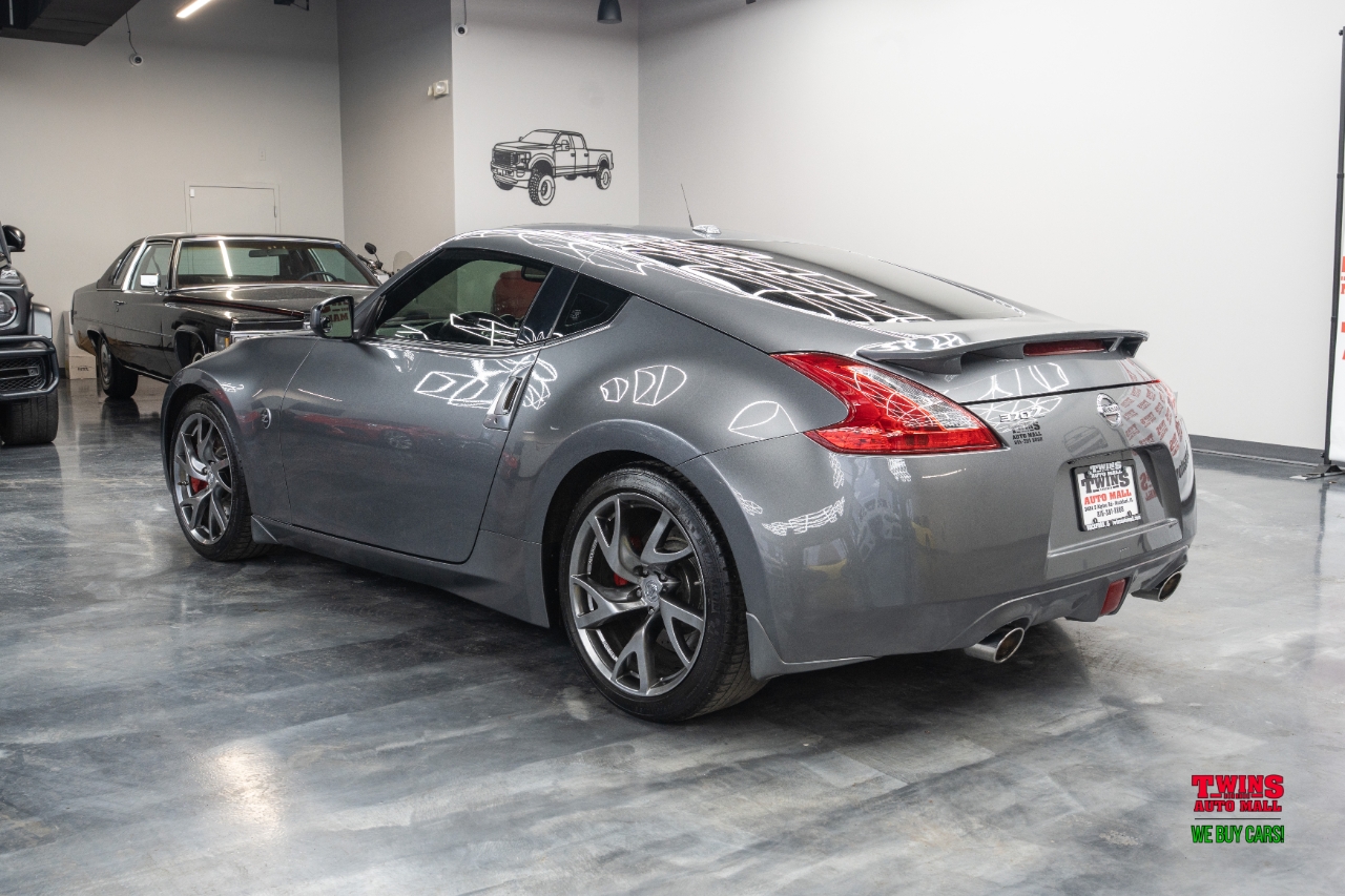 Nissan Z 370Z Coupe Touring 6MT 2014