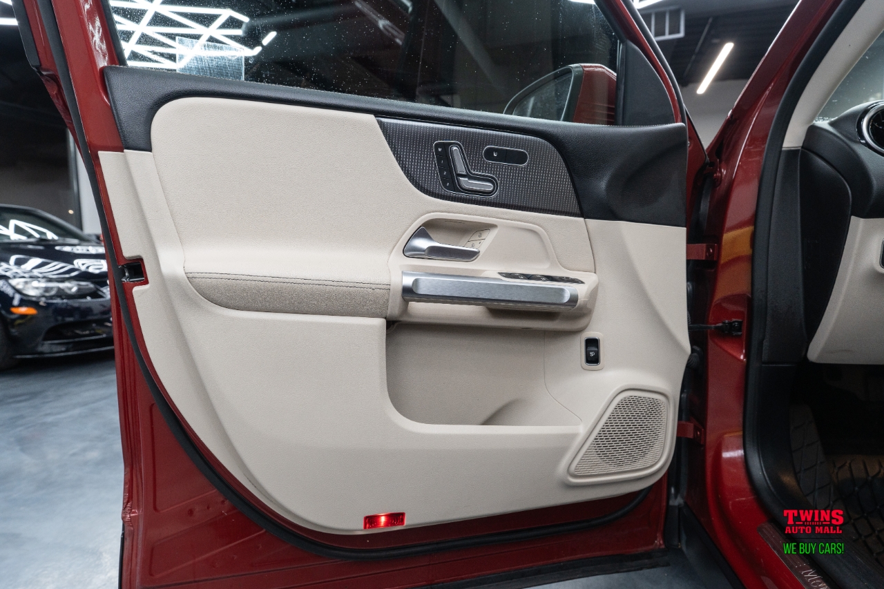 Mercedes-Benz GLB-Class GLB 250 4MATIC 2021