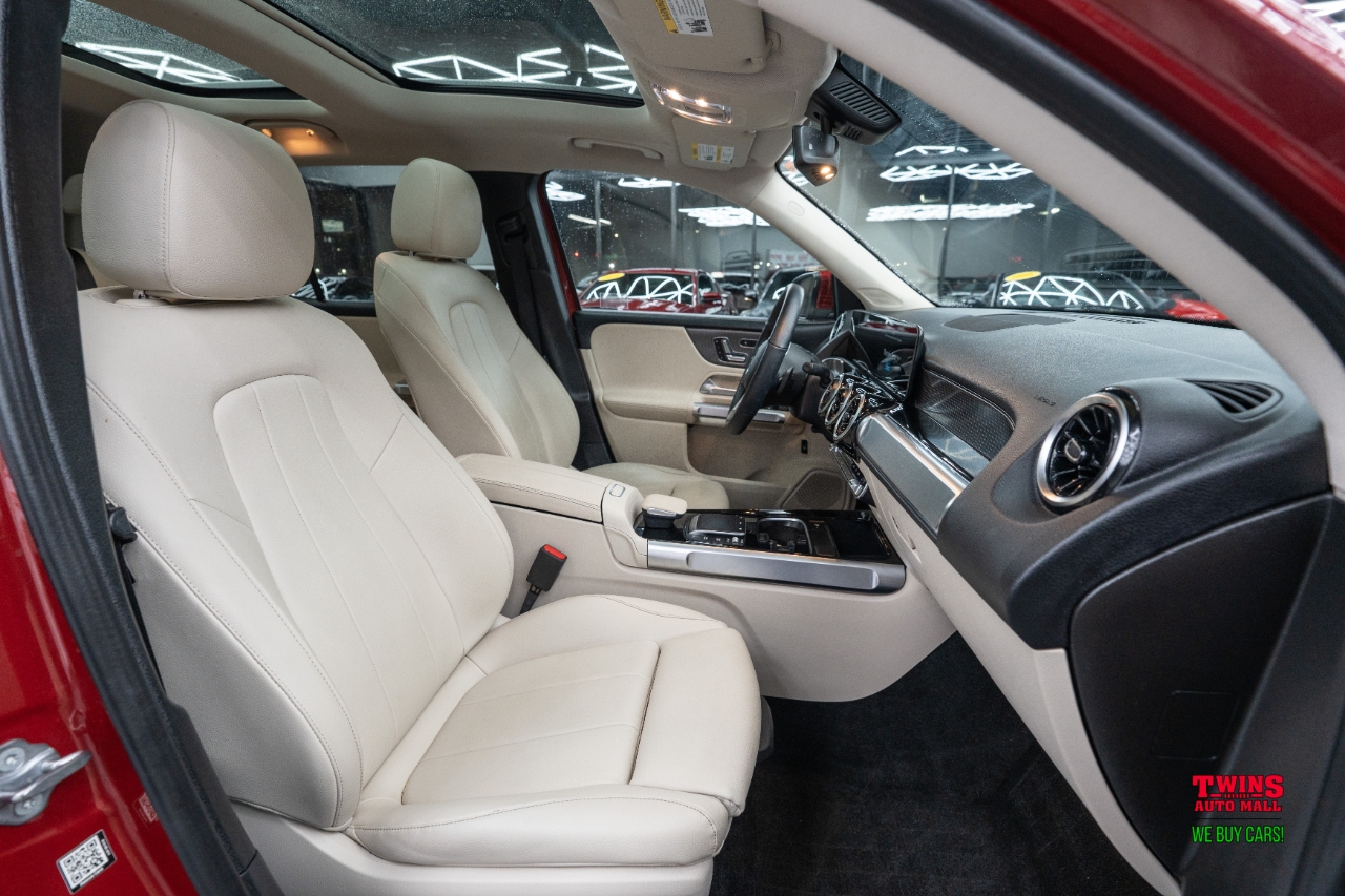 Mercedes-Benz GLB-Class GLB 250 4MATIC 2021