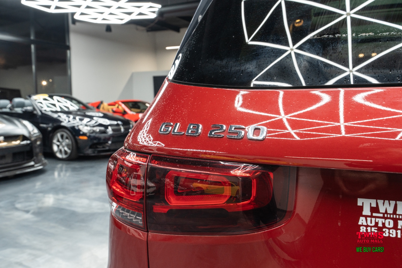 Mercedes-Benz GLB-Class GLB 250 4MATIC 2021