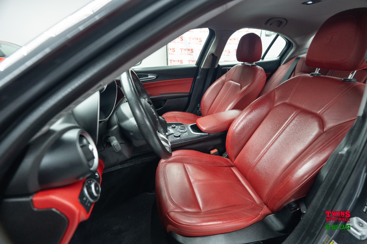 Alfa Romeo Giulia Sprint AWD 2021