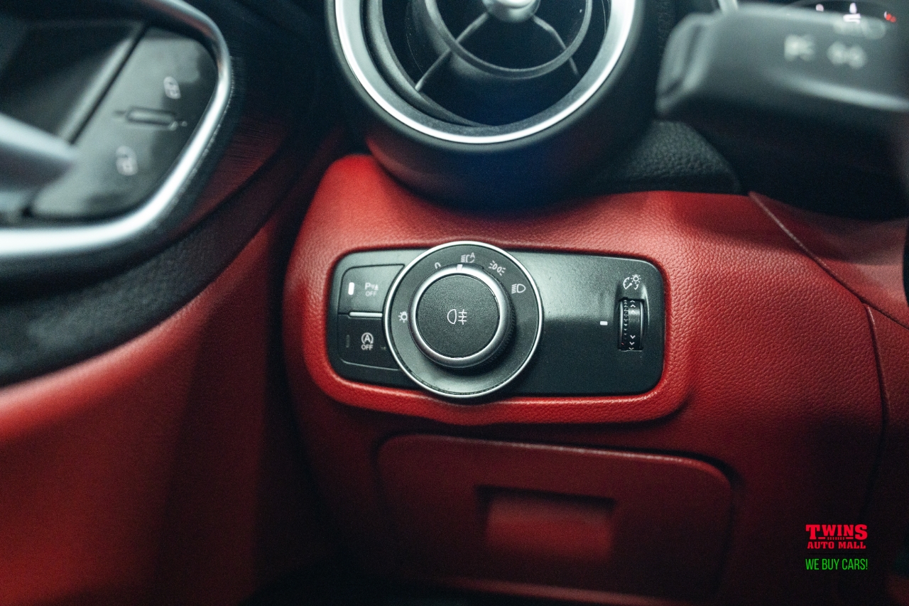 Alfa Romeo Giulia Sprint AWD 2021