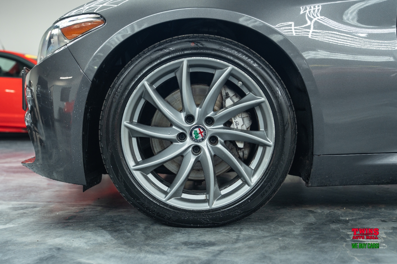 Alfa Romeo Giulia Sprint AWD 2021