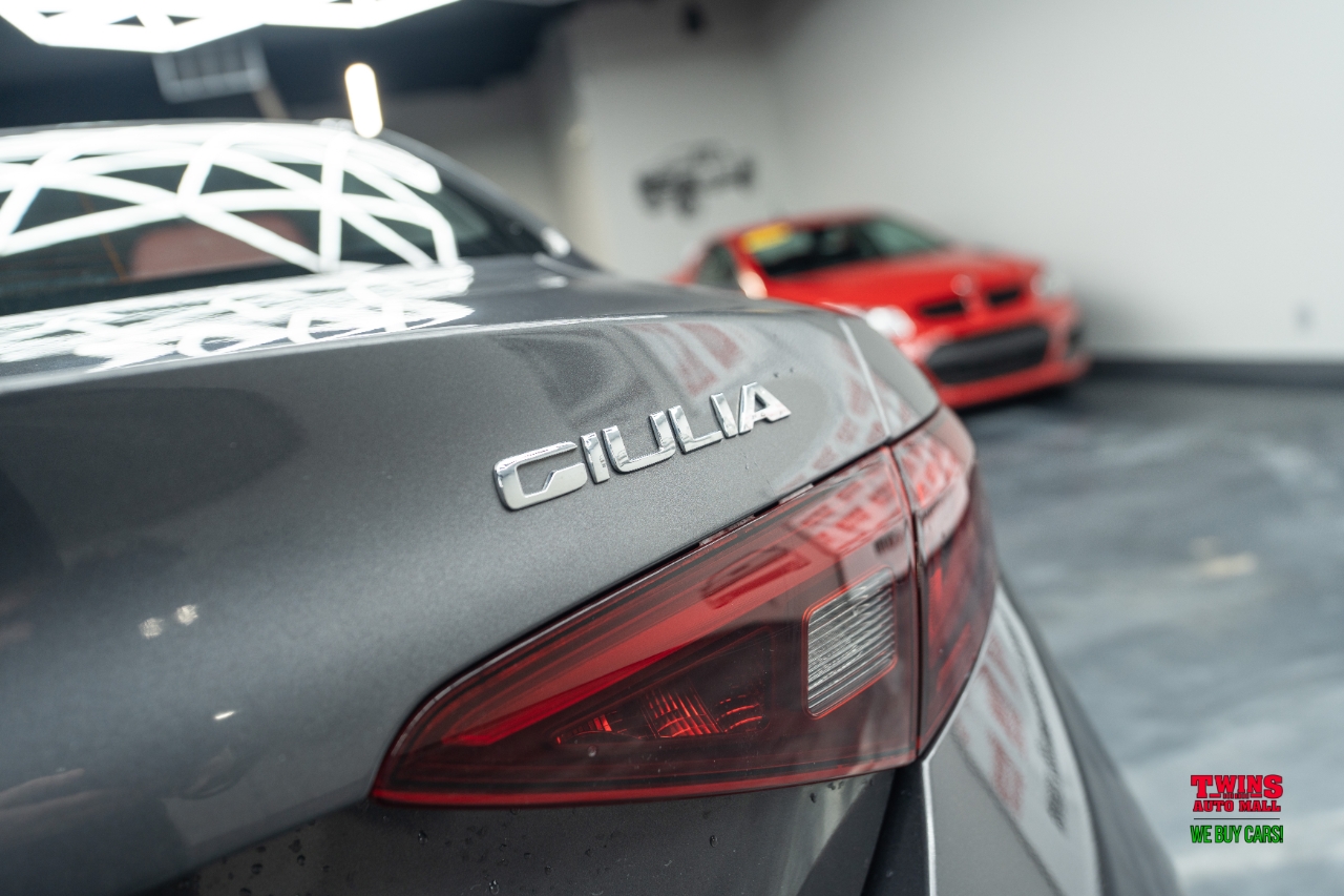 Alfa Romeo Giulia Sprint AWD 2021