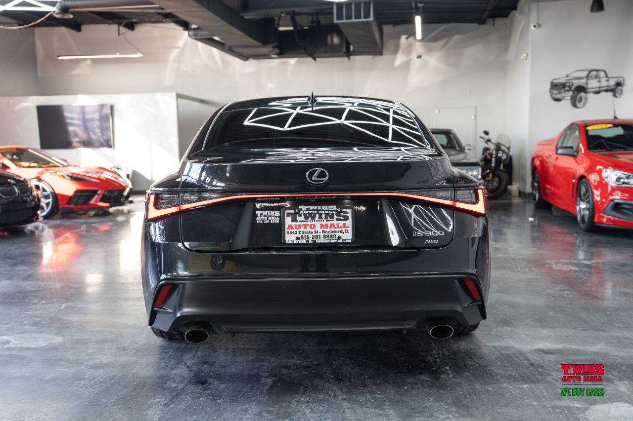 Lexus IS 350 AWD 2021