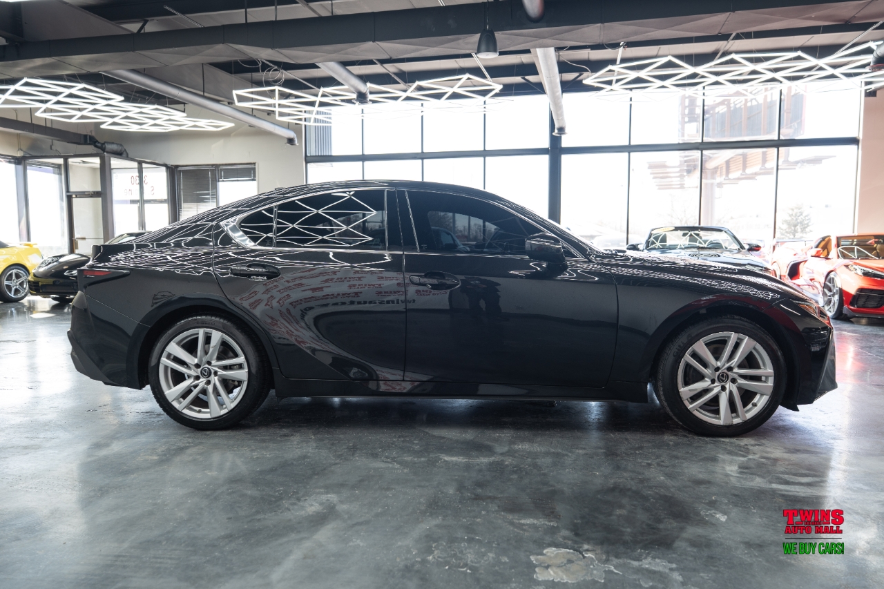 Lexus IS 350 AWD 2021