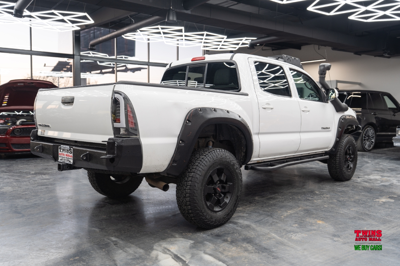 Toyota Tacoma Double Cab V6 6MT 4WD 2015