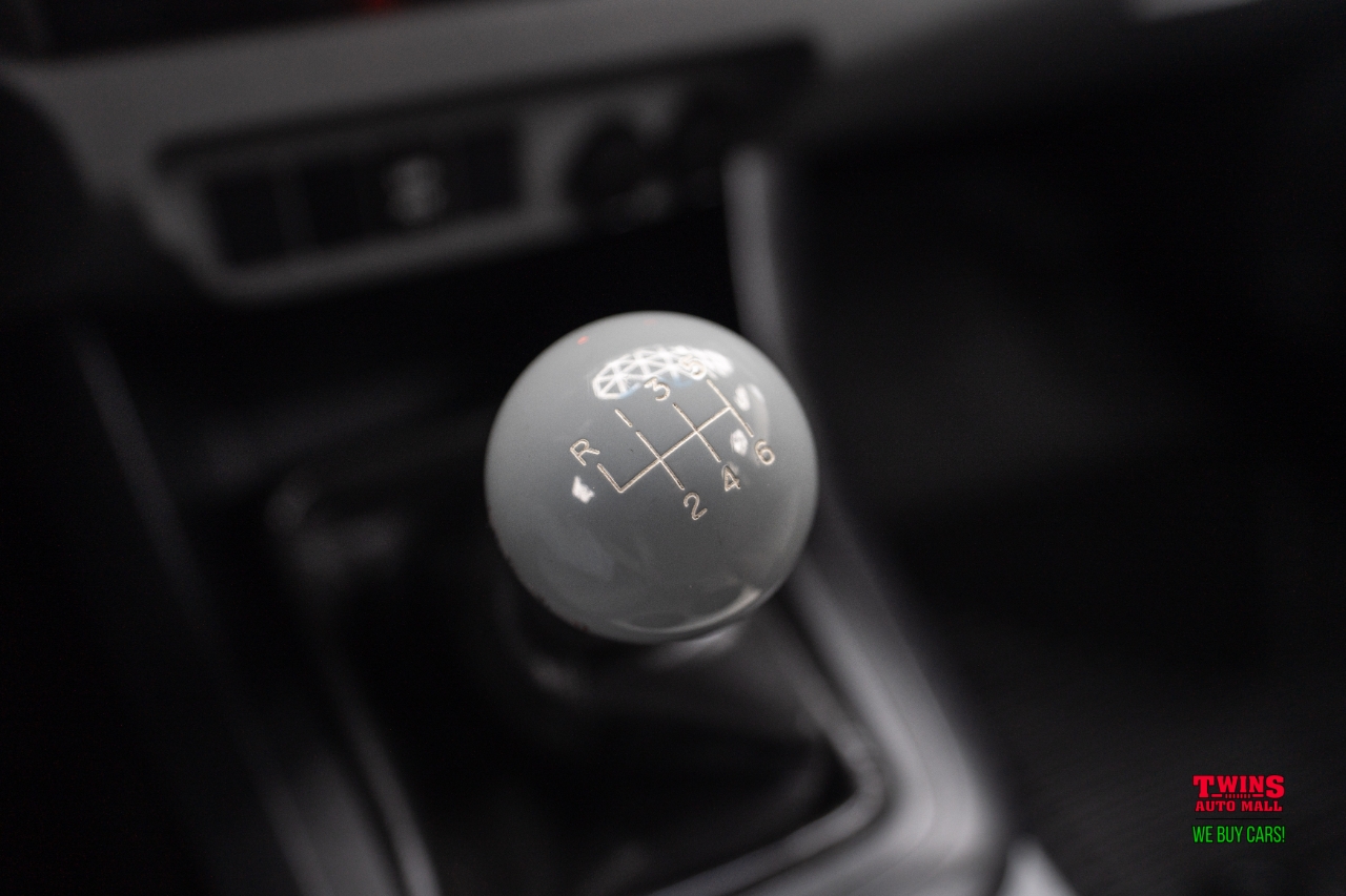 Toyota Tacoma Double Cab V6 6MT 4WD 2015