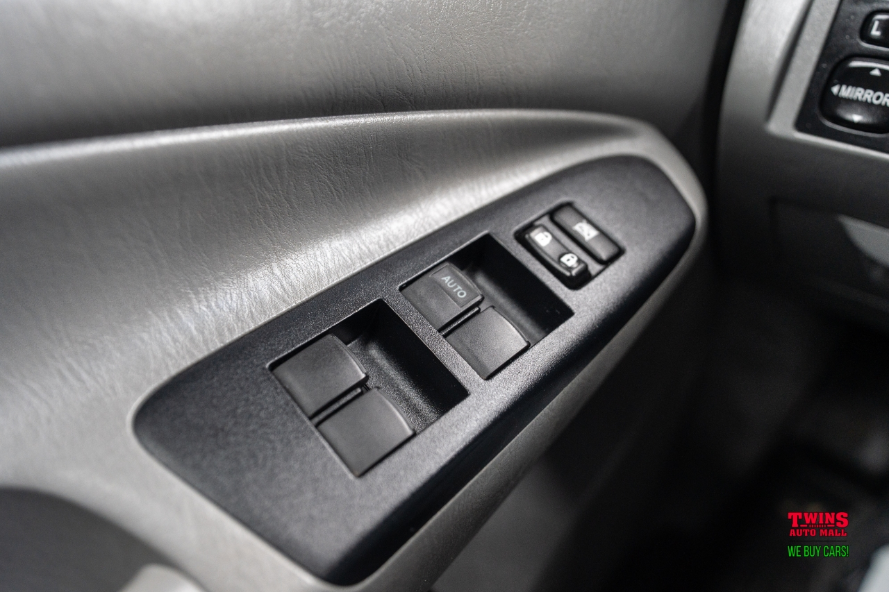 Toyota Tacoma Double Cab V6 6MT 4WD 2015