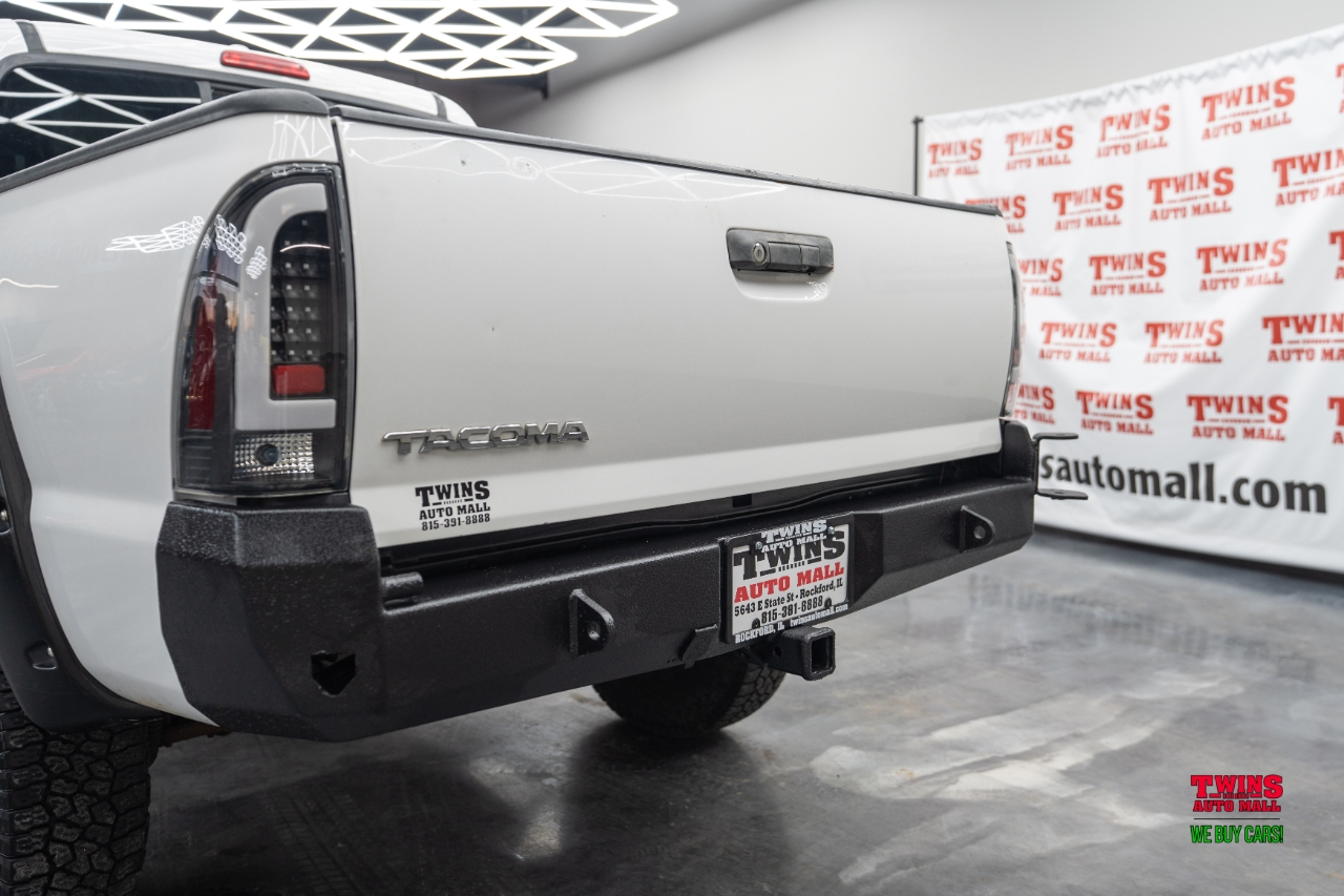 Toyota Tacoma Double Cab V6 6MT 4WD 2015