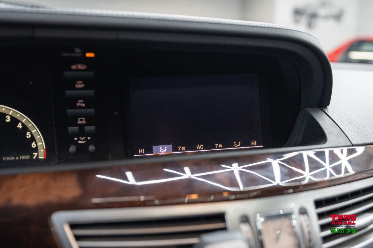 Mercedes-Benz S-Class S550 2008