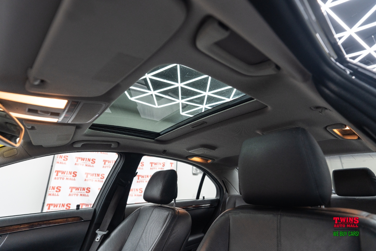 Mercedes-Benz S-Class S550 2008