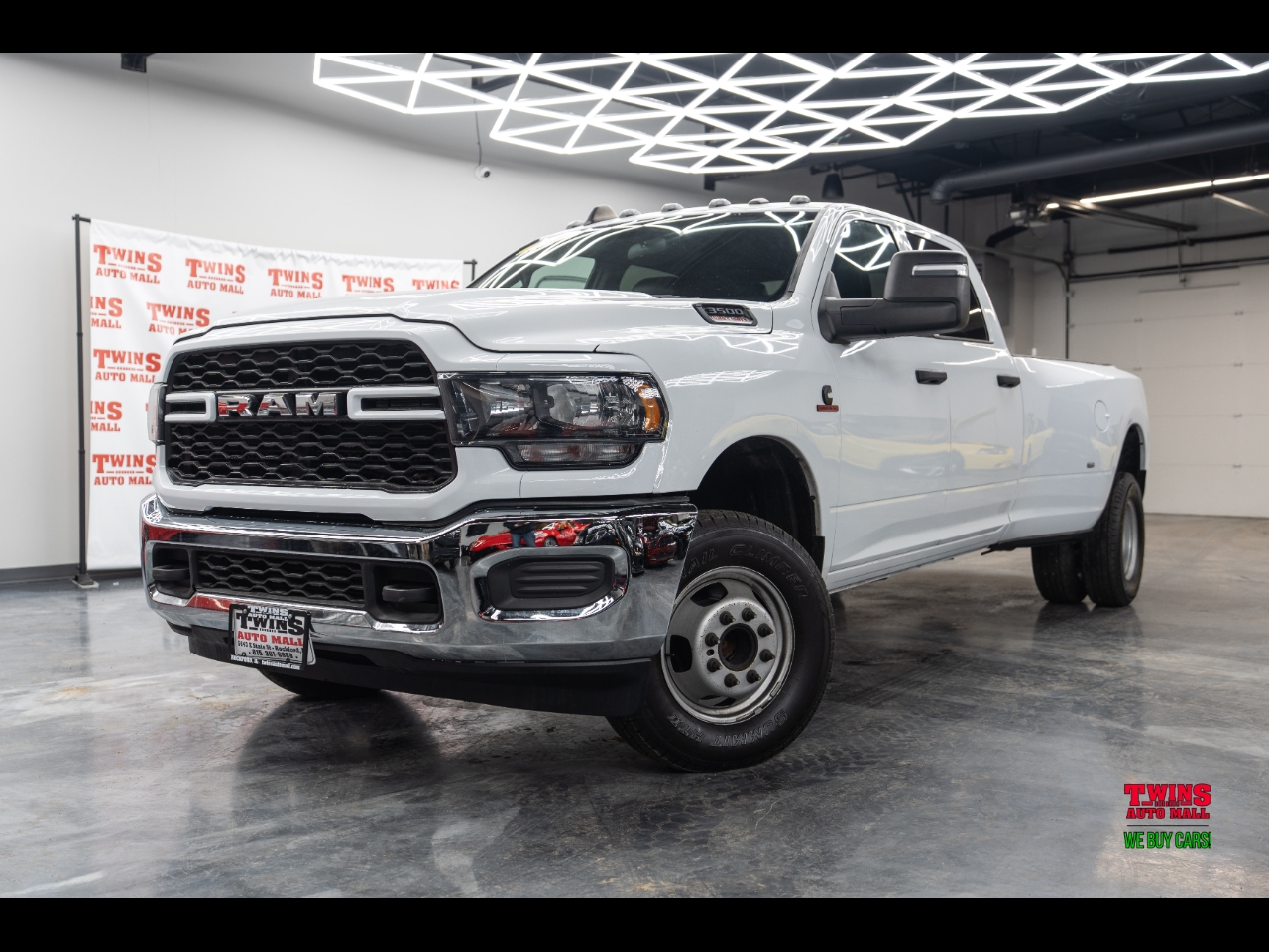 2023 RAM 3500 Tradesman Crew Cab 4WD DRW