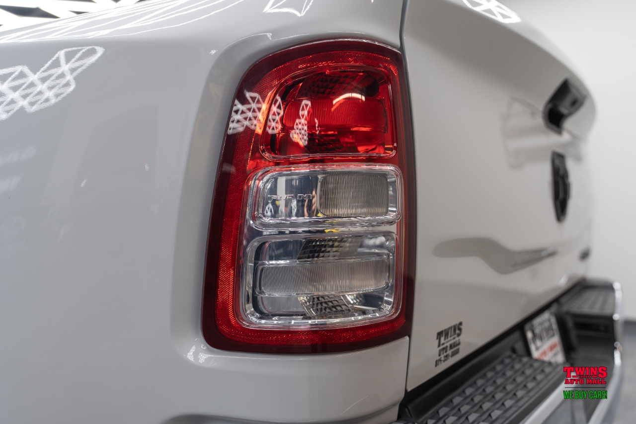 RAM 3500 Tradesman Crew Cab 4WD DRW 2023