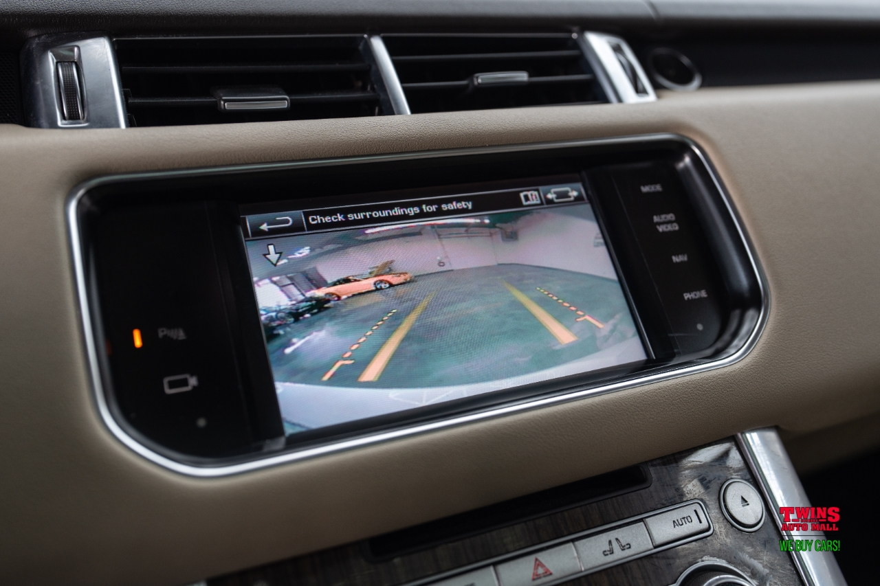 Land Rover Range Rover Sport 3.0L V6 Supercharged SE 2014