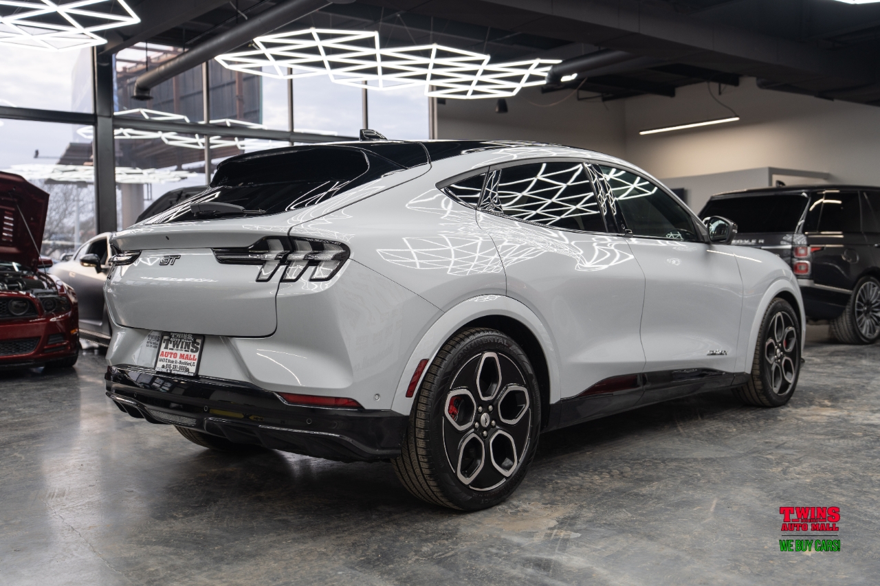 Ford Mustang Mach-E GT 2023