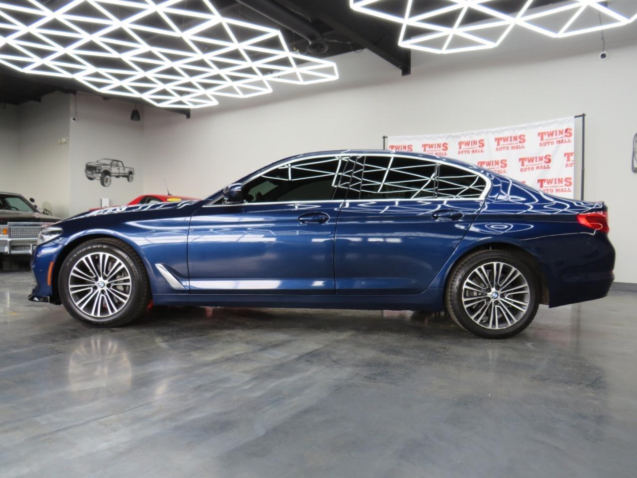 BMW 5-Series 540i xDrive 2020