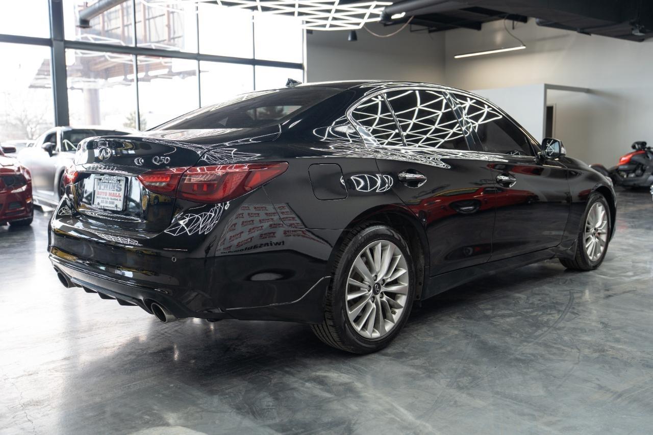 Infiniti Q50 3.0t LUXE AWD 2021