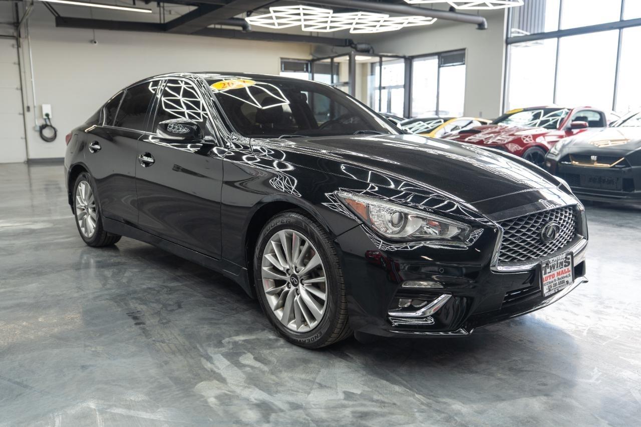 Infiniti Q50 3.0t LUXE AWD 2021