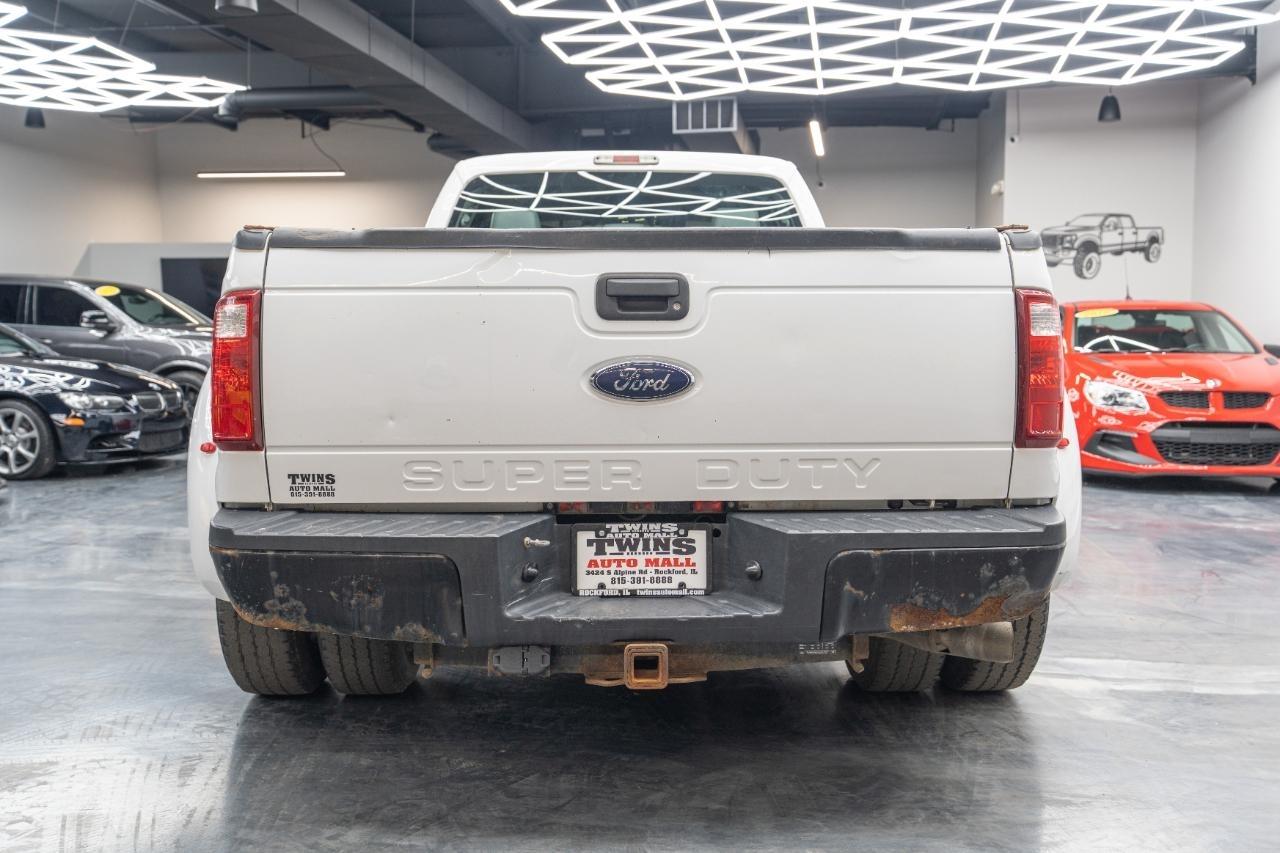 Ford F-350 SD XL Crew Cab Long Bed DRW 2WD 2015