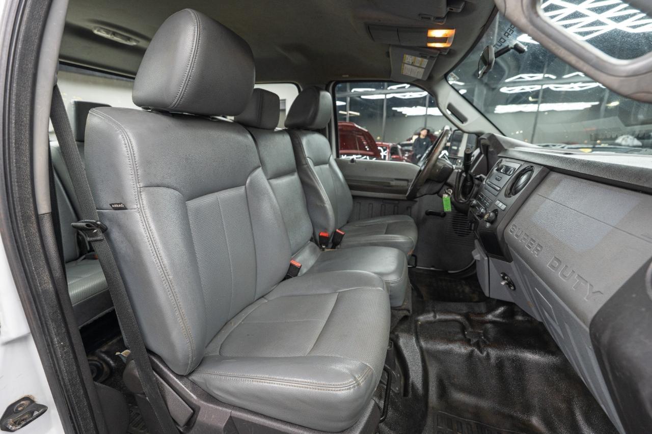 Ford F-350 SD XL Crew Cab Long Bed DRW 2WD 2015