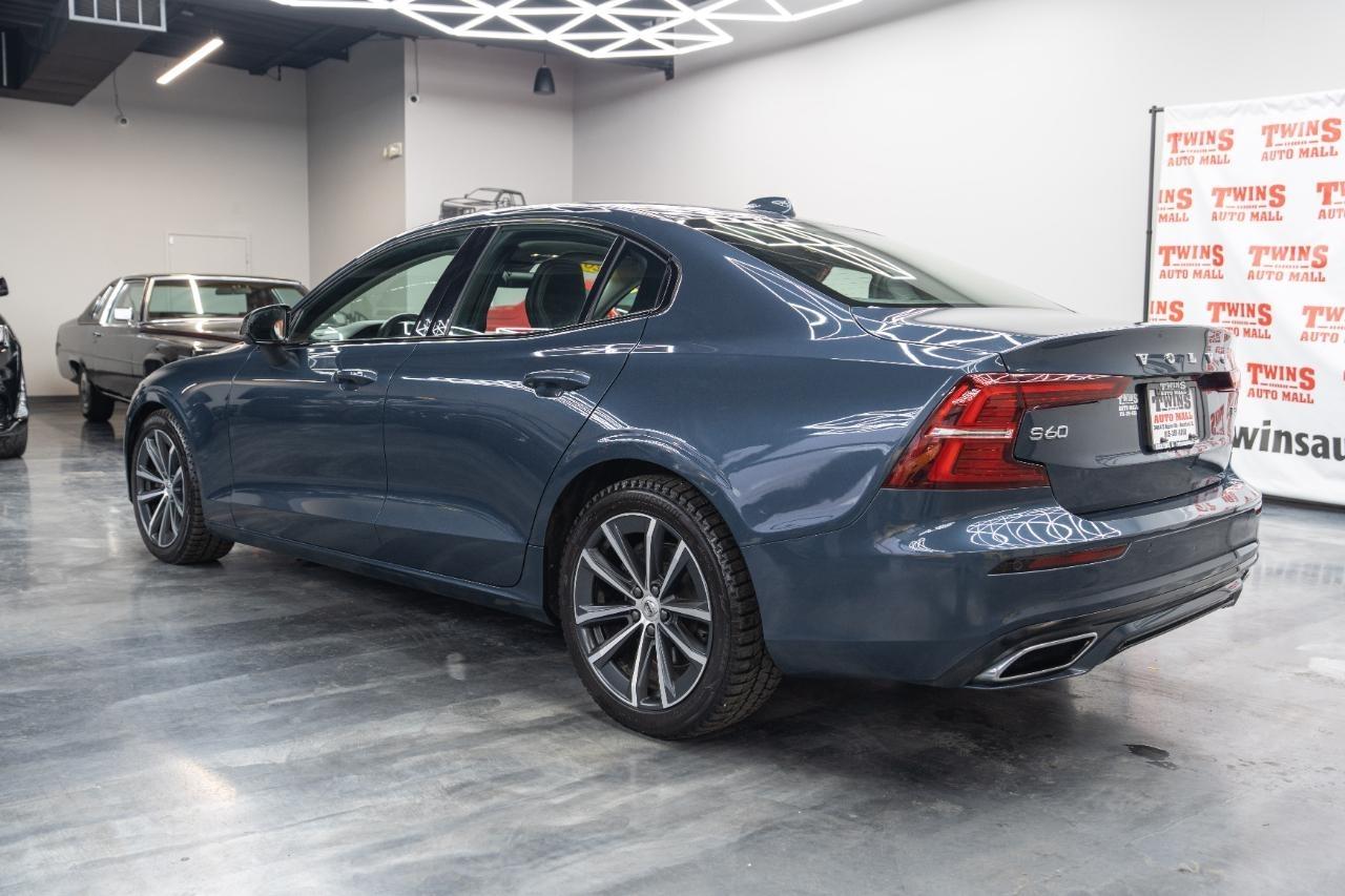 Volvo S60 B5 Momentum AWD 2022