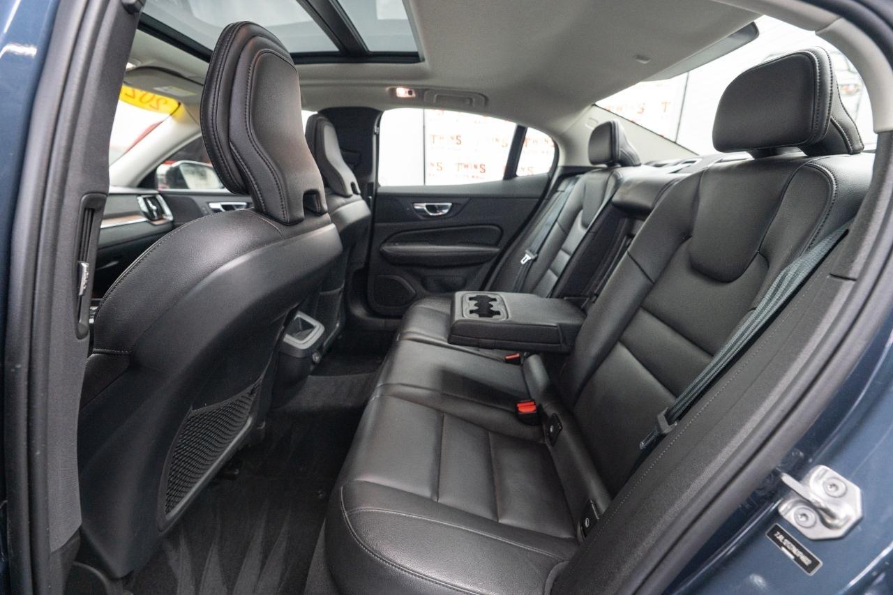 Volvo S60 B5 Momentum AWD 2022