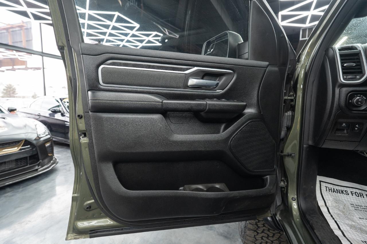 RAM 1500 Big Horn Crew Cab SWB 4WD 2021