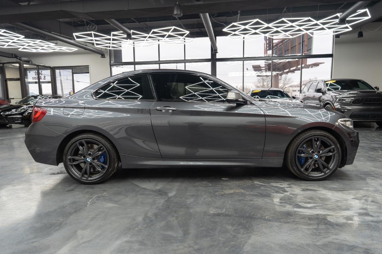 BMW 2-Series M235i xDrive Coupe 2016
