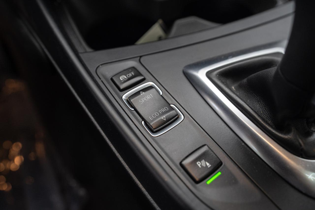 BMW 2-Series M235i xDrive Coupe 2016