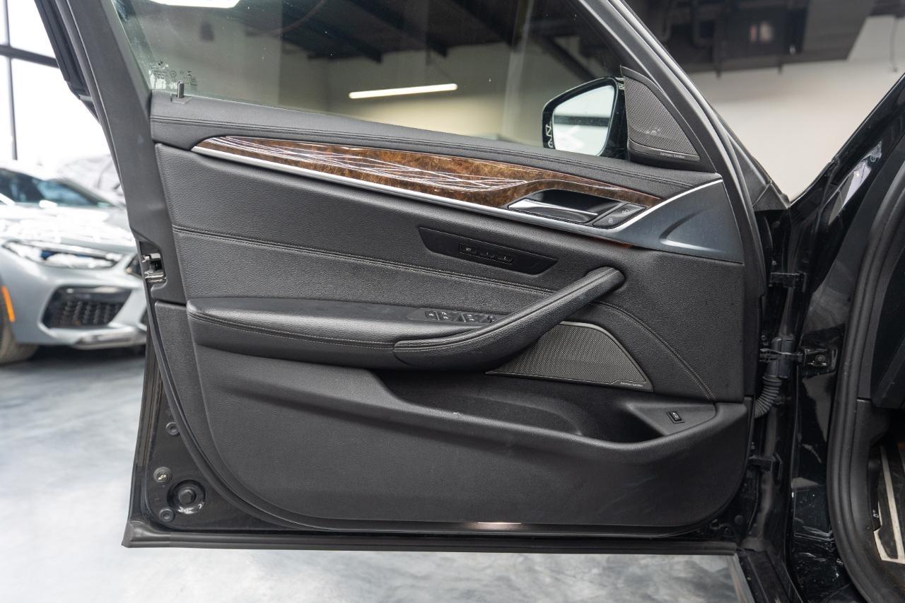 BMW 5-Series 530i xDrive 2017