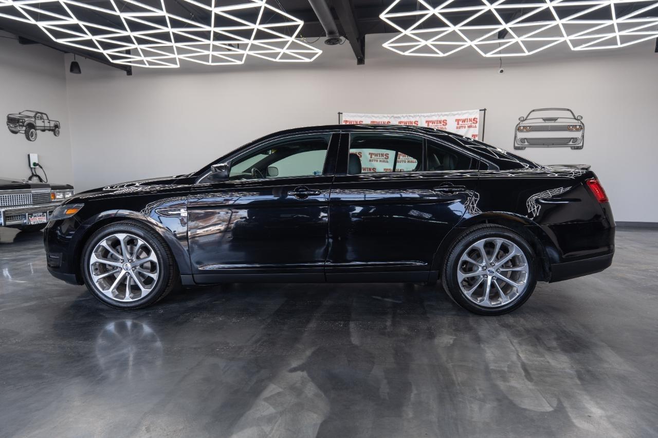 Ford Taurus Limited AWD 2018