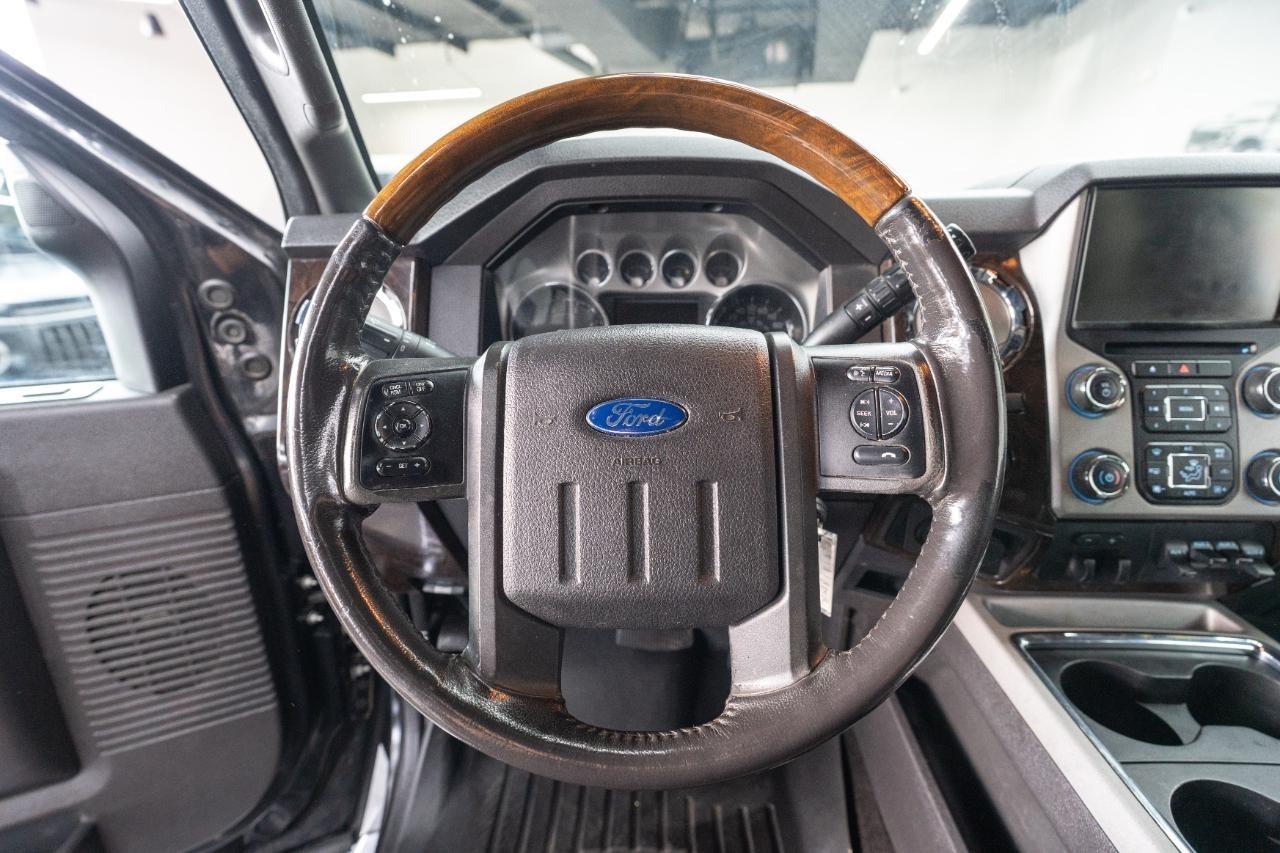 Ford F-350 SD Lariat Crew Cab 4WD 2015