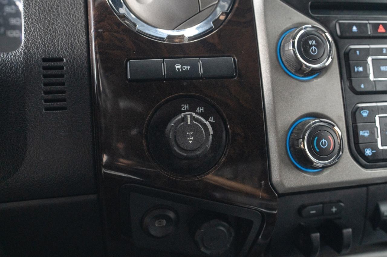 Ford F-350 SD Lariat Crew Cab 4WD 2015