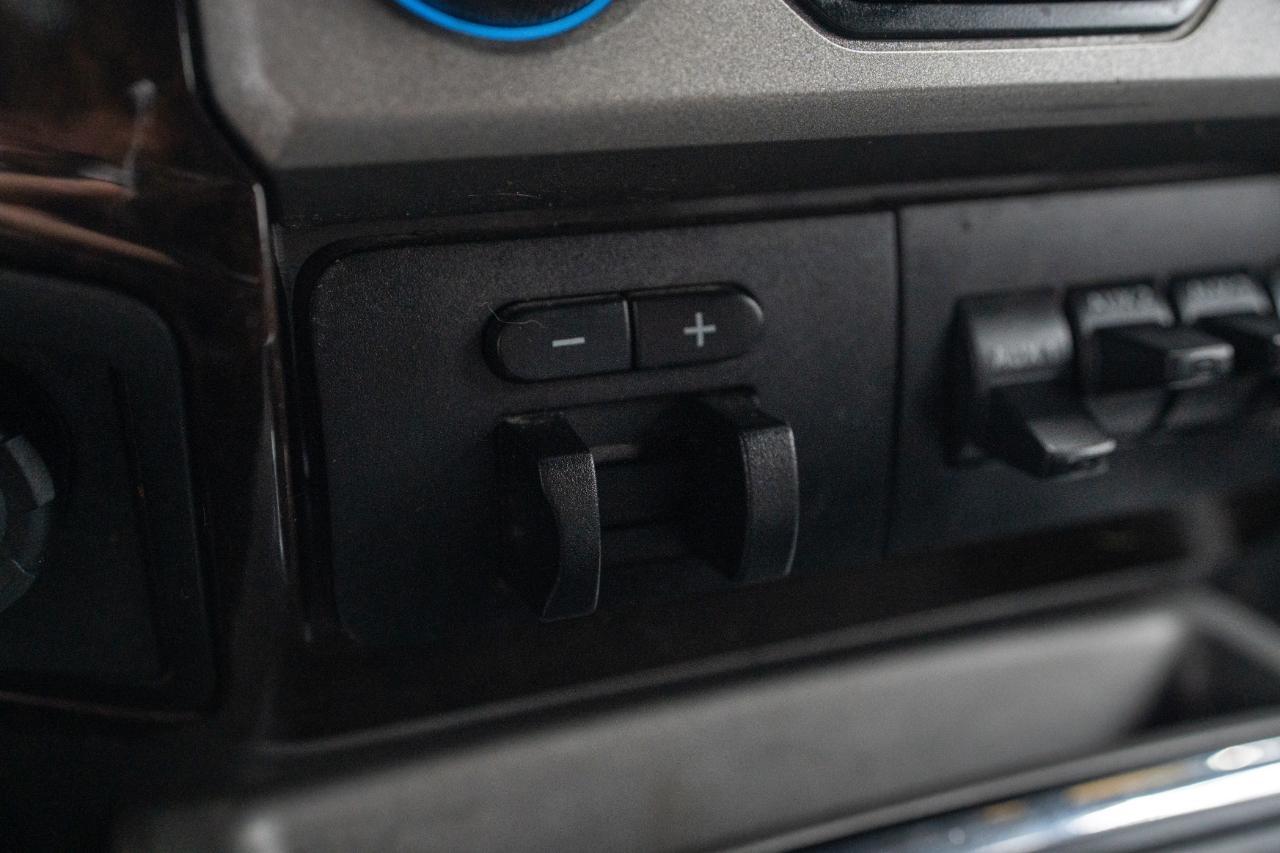 Ford F-350 SD Lariat Crew Cab 4WD 2015