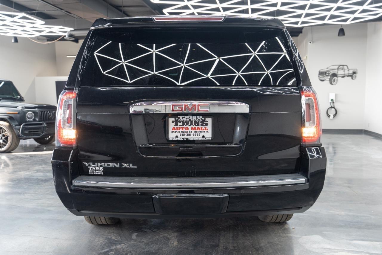 GMC Yukon Denali 4WD 2018