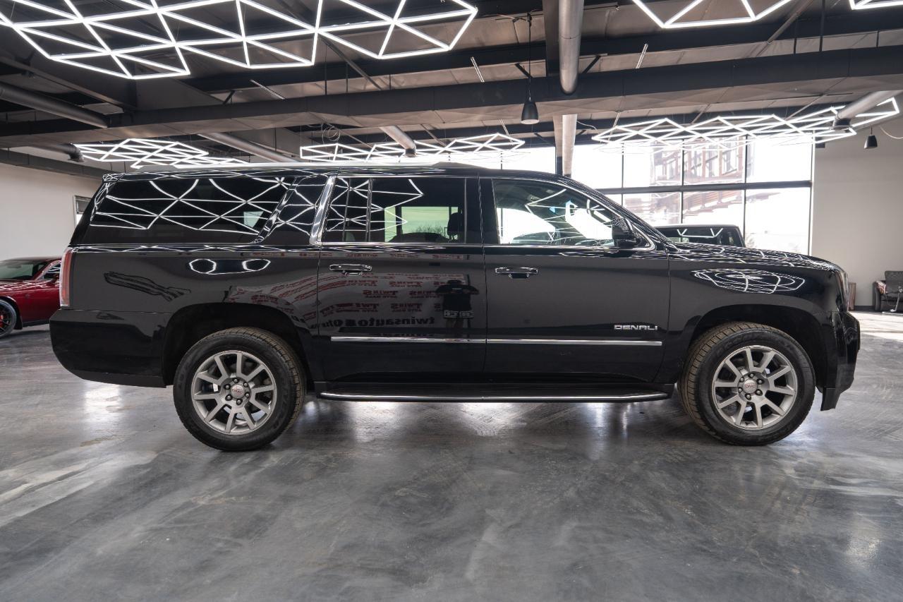 GMC Yukon Denali 4WD 2018