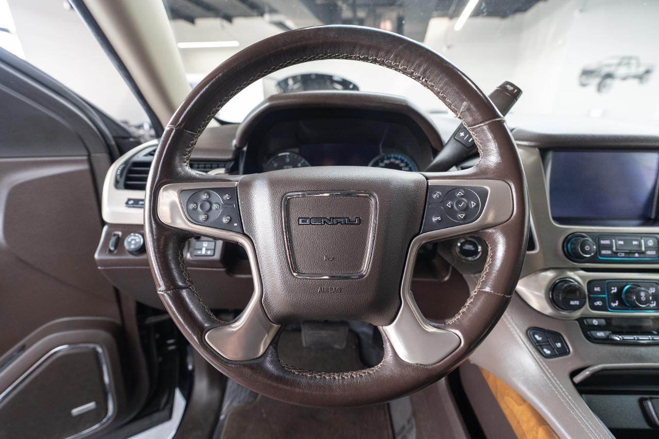 GMC Yukon Denali 4WD 2018