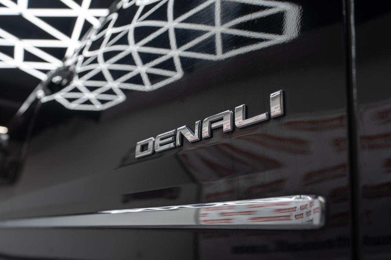 GMC Yukon Denali 4WD 2018